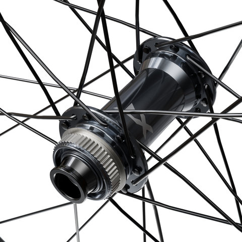Shimano DEORE XT WH-M8200-B Juego de ruedas Disc Center Lock 29" - negro/148 mm/110 mm/Shimano Micro Spline/29"/Boost/Boost