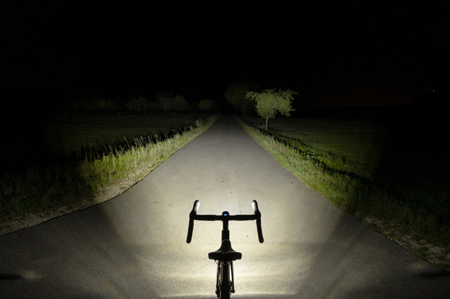 Lupine SL AX 10 31.8 mm front light with StVZO Approval - black | 3800