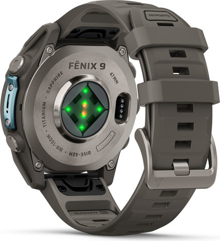 Garmin fēnix 9 AMOLED Sapphire DLC Titan 47 mm Multisport-Smartwatch - kieselgrau-titan