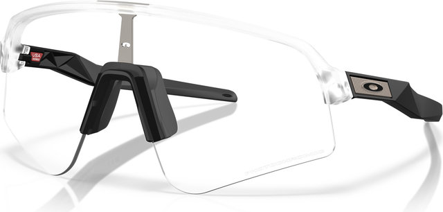 Oakley Sutro Lite Sweep Sports Glasses - matte clear | clear to black iridium photochromic