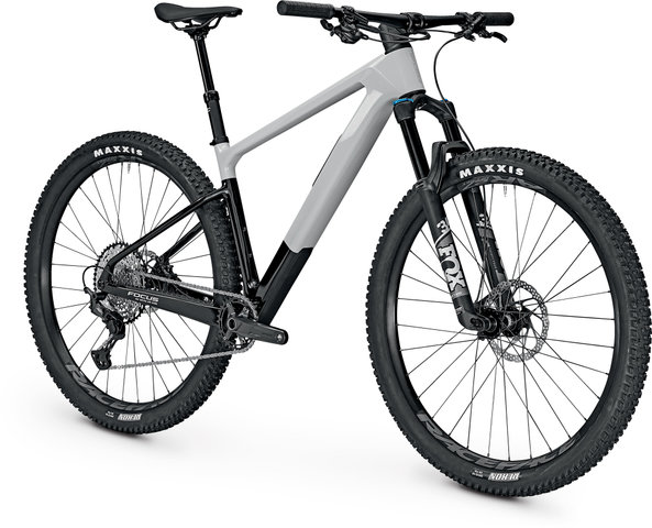 FOCUS Raven 8.8 Carbon 29" Mountain Bike - 2023 Model - light grey-carbon raw/L