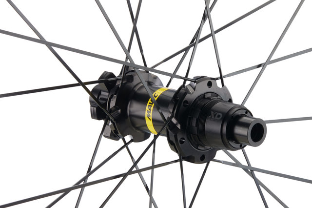 Mavic Juego de ruedas Crossmax Disc 6 agujeros 29" Boost - negro/29" set (RD 15x110 Boost + RT 12x148 Boost) SRAM XD