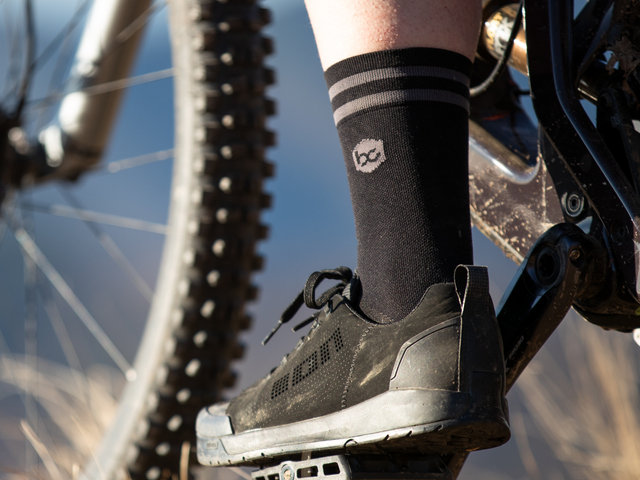 bc original Bike Socken 8" - black-grey/41-43