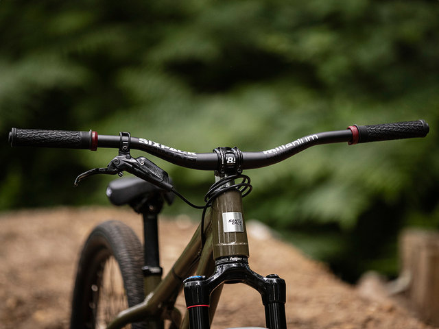 Millenium785 Dirt Edition 31.8 Lenker - stealth black/785 mm 7°