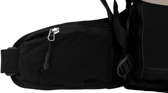 Atrack 35 L Backpack - black/35 litres