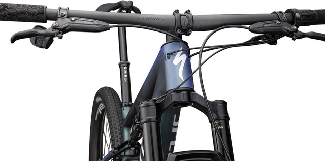 Specialized Epic 8 Pro Carbon 29" Mountain Bike - carbon-metallic sapphire-metallic white silver/L