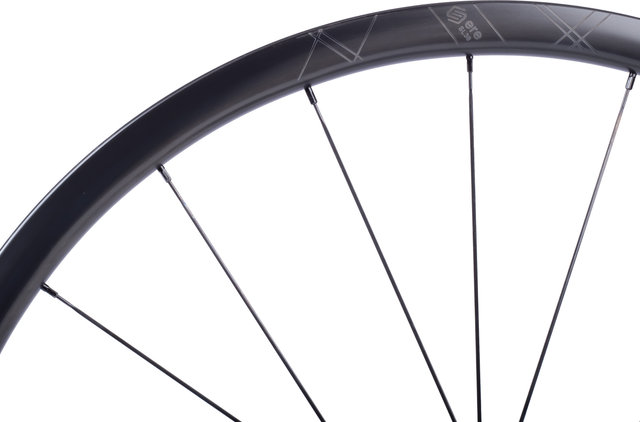 ERE Research Juego de ruedas Genus II SL30 Aero Carbon Disc Center Lock 28" - black-black/Shimano carretera/100 mm/142 mm/28"/Non Boost/Non Boost