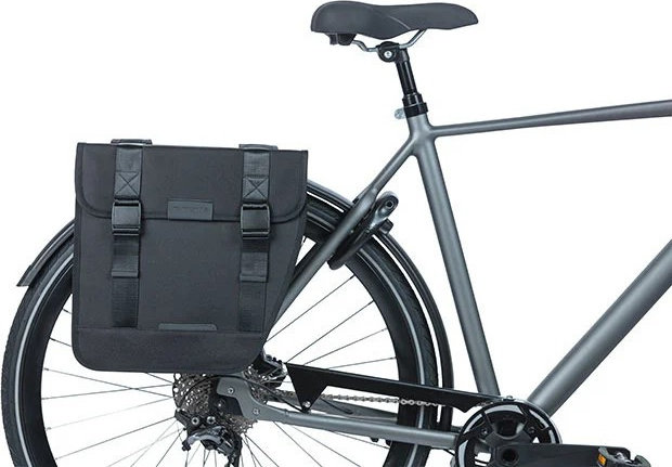Basil Tour Fahrradtasche - schwarz/28 l
