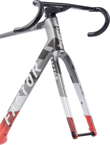 Factor Kit de cuadro de carbono ALUTO Gravel Disc SRAM Wide - -/- Factor Kit de cuadro de carbono ALUTO Gravel Disc SRAM Wide - -/-