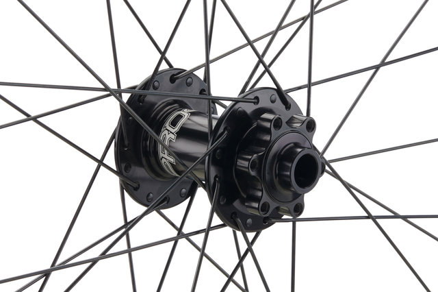 Hope Pro 4 + Fortus 30 SC Disc 27,5" Boost Laufradsatz mit Stahl-Freilauf - black | Shimano MTB | Boost | 148 mm | 110 mm | Boost | 27,5" (650B) | 110 mm | Shimano MTB | 110 mm | 148 mm