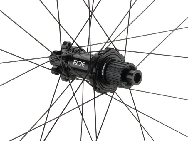NEWMEN Phase 30 XC 29" Carbon Laufradsatz - black | 110 mm | 148 mm | Shimano Micro Spline | 29"