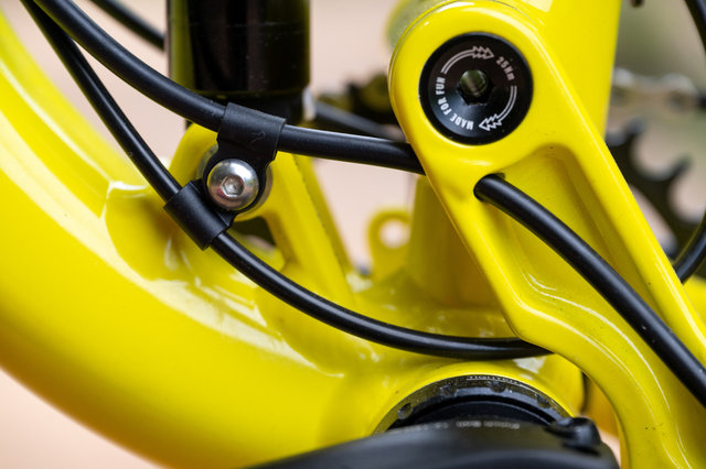 Marin Bikes Bicicleta Rift Zone Jr. 24 para niños - green-yellow fade | 152 mm | 24" | 42 mm