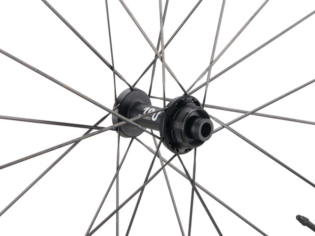 DT Swiss WTS ARC 1100 DICUT 50 TEAM Carbon Disc Center Lock 28" Wheelset - black/100 mm/Non Boost/Shimano Road/142 mm/28"/Non Boost