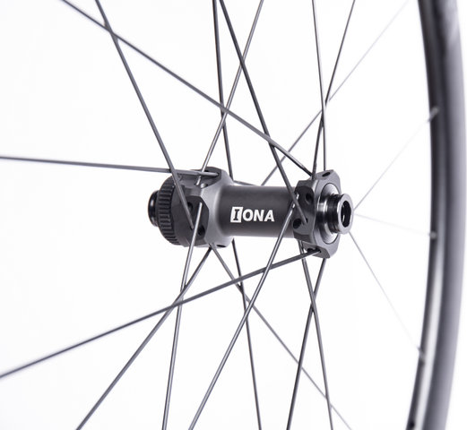 ERE Research Juego de ruedas Explorator II GCR40 Disc Center Lock 28" - black-black/Non Boost/28"/142 mm/100 mm/Shimano carretera/Non Boost