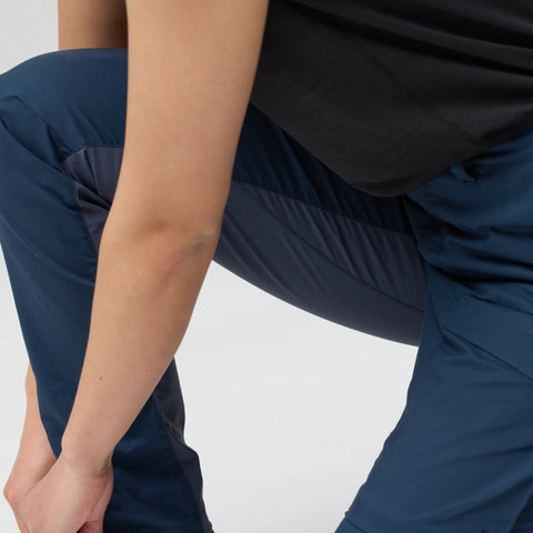 Fjällräven Pantalon femme Abisko Hybrid Trail - navy | XXS
