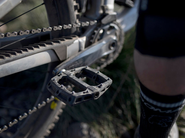 3min19sec bc Stealth Edition Platform Pedals - black