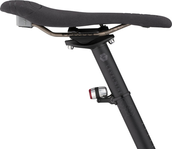 busch+müller Lampe Arrière à LED Dynamo Mü (StVZO) - argenté
