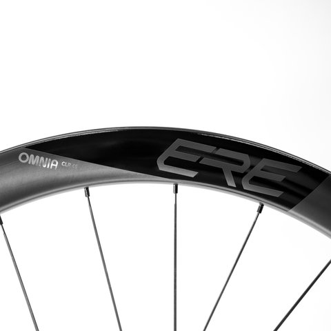 ERE Research Omnia II CLR45 Carbon Disc Center Lock 28" Laufradsatz - black-black/Non Boost/142 mm/100 mm/28"/Non Boost/Shimano Road