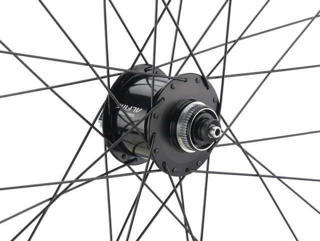 bc basic Alfine Disc Center Lock P-22 28" 11-Gang Laufrad - schwarz/28" VR 9x100 Dynamo