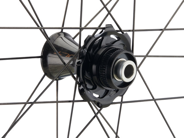 Campagnolo Set de Roues en Carbone Bora Ultra WTO 45 Disc Center Lock 28" - black | Non Boost | Non Boost | 142 mm | 100 mm | 28" | Campagnolo N3W | 100 mm | Campagnolo N3W | 100 mm | 142 mm