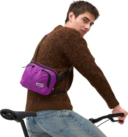 AEVOR Sacoche Bag - ripstop electric fuchsia