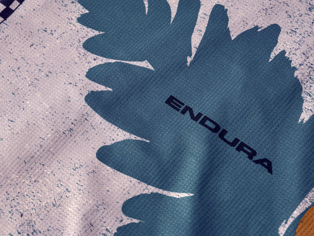Endura Singletrack Print S/S Trikot - titanium | M