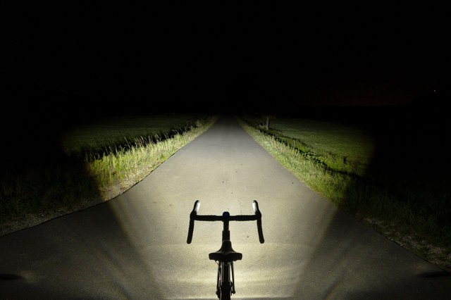 Lupine SL AX 10 31.8 mm front light with StVZO Approval - black | 3800