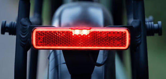 Sigma EOX RL LED Rücklicht für E-Bikes mit StVZO-Zulassung - schwarz | 4