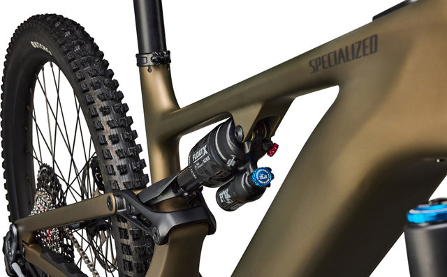 Specialized Turbo Levo 4 Expert Carbono 29"/27,5" - satin burnt gold metallic-doppio/160 /155,0 mm/29" (delantero), 27,5" (trasero)/L/44 