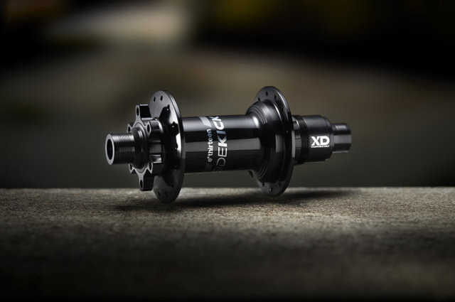 e*thirteen Moyeu arrière Sidekick Disc 6 trous Super Boost - black | 28 | SRAM XD | Axe Traversant 12 mm