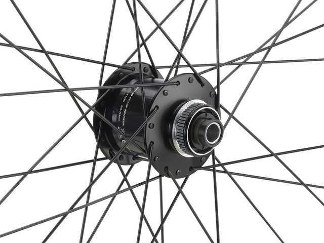 bc basic Rueda Urban Deore Disc Center Lock DT Swiss 533D 28" - negro | 28" RD 12x100 Dynamo