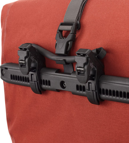 ORTLIEB Back-Roller Plus QL2.2 Bicycle Bag - dark chili/20 l ORTLIEB Back-Roller Plus QL2.2 Bicycle Bag - dark chili/20 l