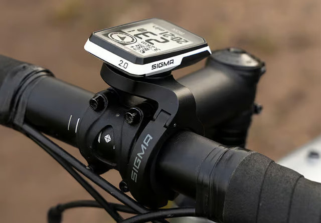 Sigma ROX 2.0 Endurance GPS Bike Computer - white