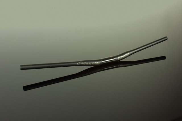 Renthal manillar V3 Fatbar Carbon Riser 800 mm, elevación 10 mm - carbon-gold | 800 mm