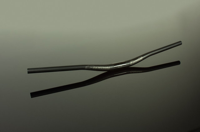 Renthal V3 Fatbar Carbon Riser 760 mm, 20 mm rise handlebar - carbon-gold | 760 mm