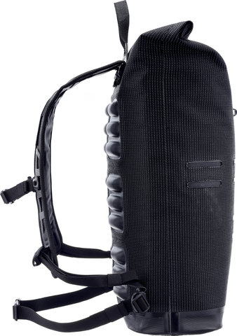ORTLIEB Commuter-Daypack High-Vis Rucksack - black-reflect/21 l