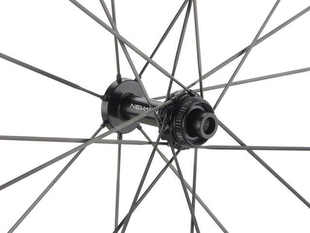 NEWMEN Advanced R.50 Streem VONOA Center Lock Disc Carbon 28" Wheelset - black black | 142 mm | 100 mm | 28" | SRAM XDR | 100 mm | SRAM XDR | 100 mm | 142 mm