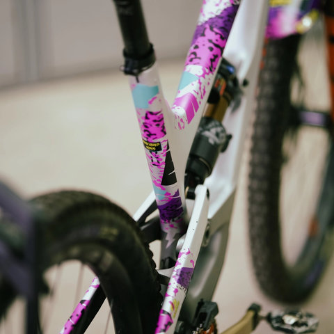 Unleazhed XXL 80er Vibes color Rahmenschutzfolie - matt