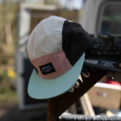 Burgtec Courier Five Panel Kappe - neapolitan/one size