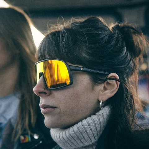 CHPO Erica - black | red mirror