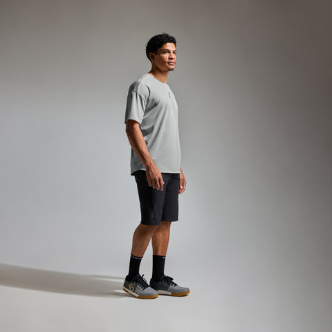 GORE Wear Pantalones Cortos Fernflow - black | M