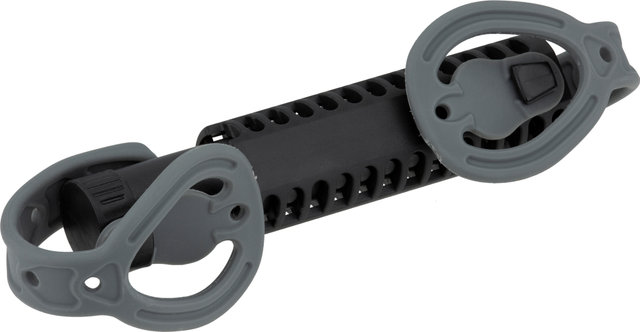 B&W Distance Keeper Axle Adapter - black