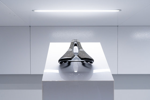 Prologo Scratch M5 PAS 3D Nack saddle - black/250 mm/140 mm