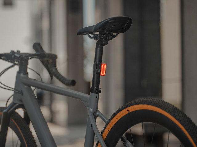 Topeak BeSeen Aura LED tail light with StVZO approval - black-red