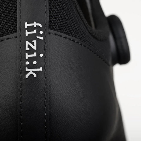Fizik Omna Wide Road Cycling Shoes - black | 41