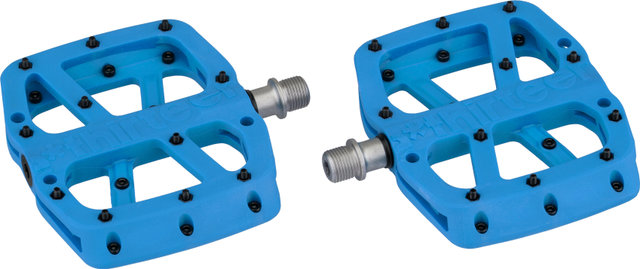 e*thirteen Base Flat Platform Pedals - blue