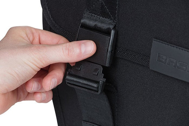 Basil Tour Fahrradtasche - schwarz/28 l