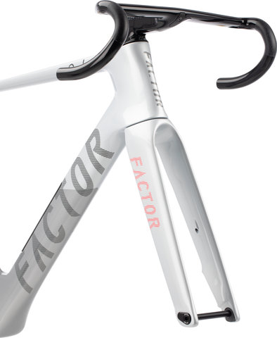Factor Kit de cadre Monza Rapha Shimano Carbone 28" - rapha | 28" | M | 1,5" | 48 mm | 38 cm, 110 mm | 0 mm