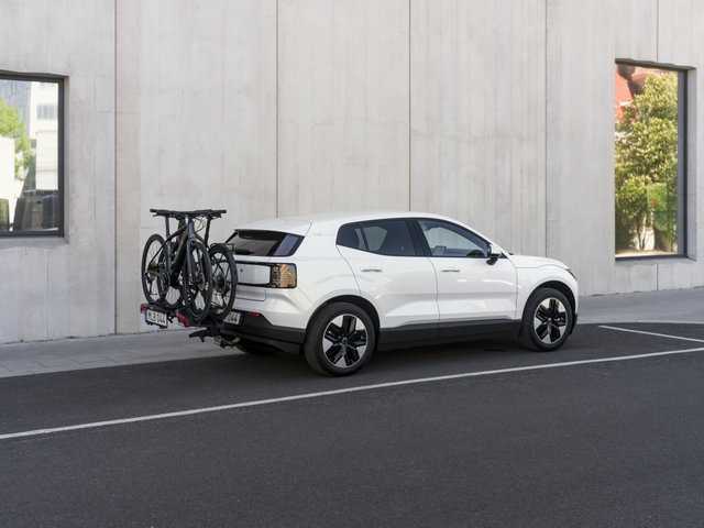Thule OutPace 2 Bike Rack for 2 bikes - black