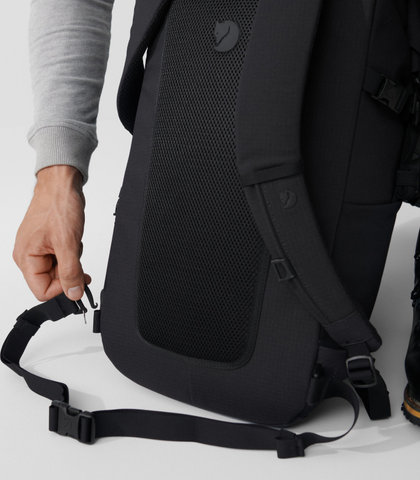 Fjällräven Ulvö Rolltop 30 Backpack - black | 30 l